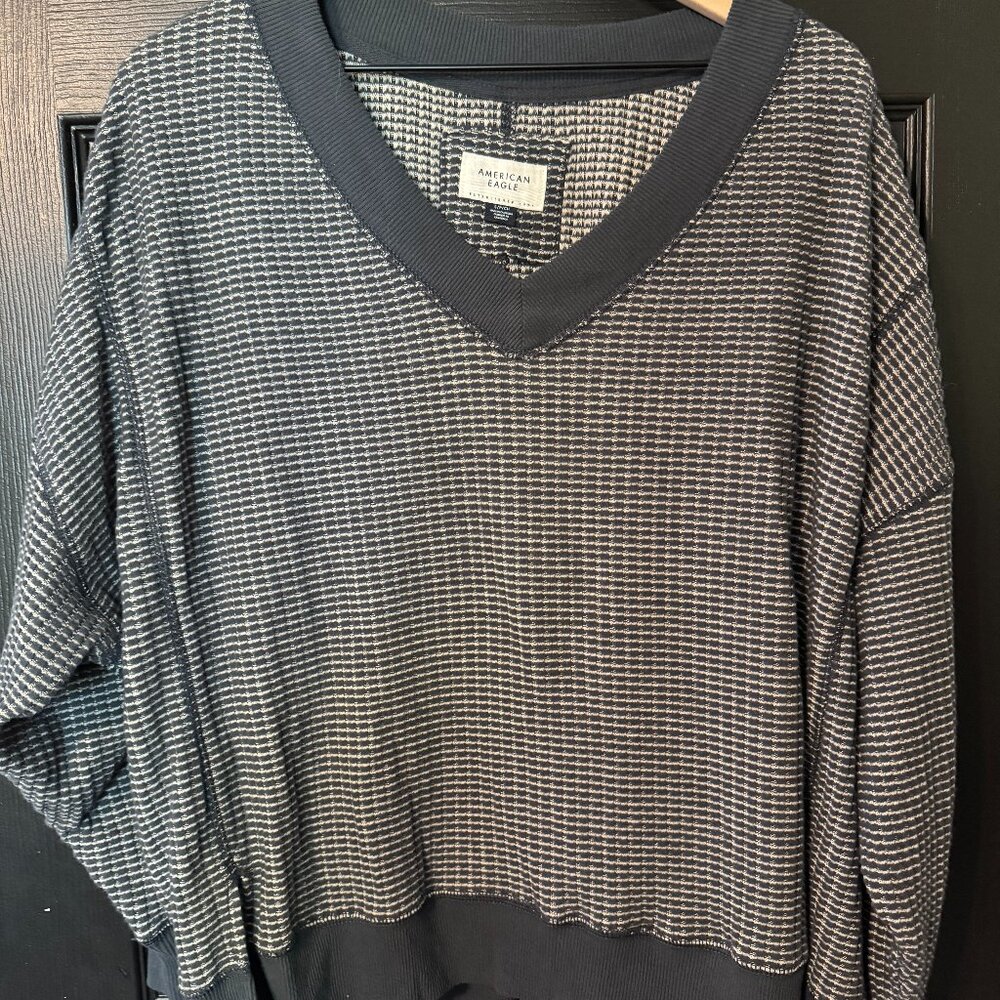 NWOT American Eagle Lightweight Stripe Sweater Blue White Small